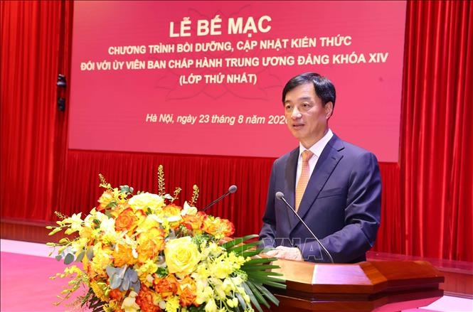 Bế mạc Chương trình bồi dưỡng, cập nhật kiến thức đối với Ủy viên Ban Chấp hành Trung ương Đảng khóa XIV (Lớp thứ nhất)